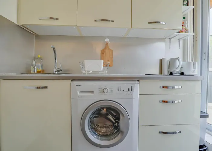 Cosy Studio, Proche Et Gare, Vue Montagne Lägenhet Roquebrune-Cap-Martin